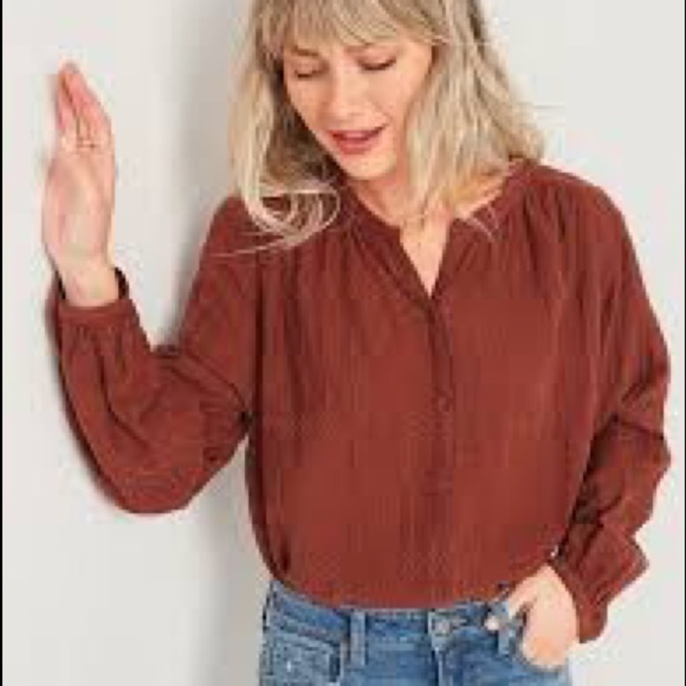Old Navy Oversized Embroidered Button-Front Blouse